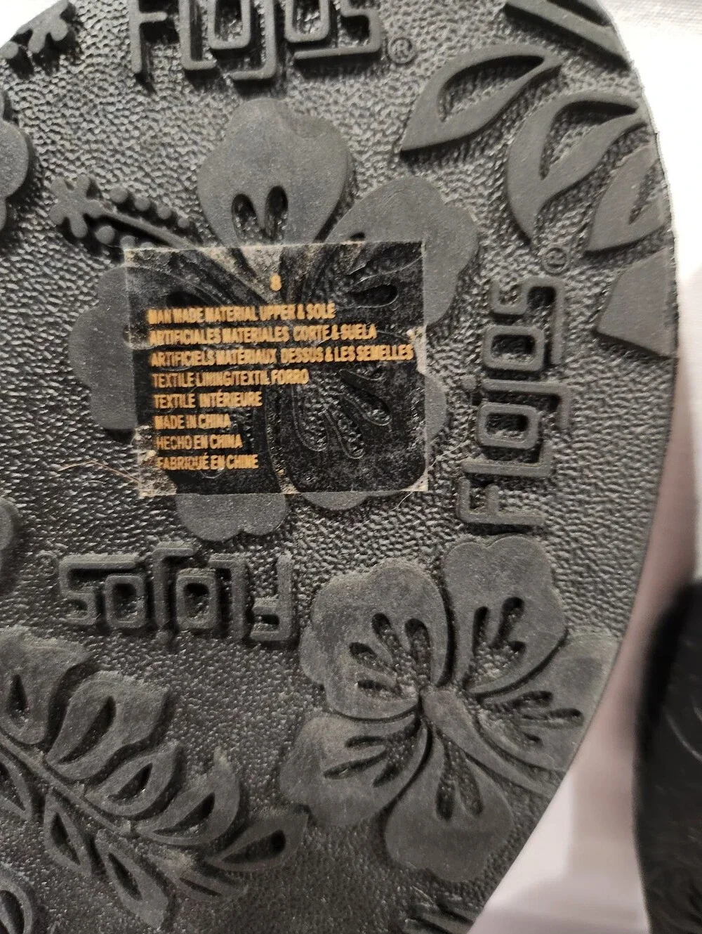Flojos Black Floral Embossed Women's Flip Flop Sandals NWOT Size 8